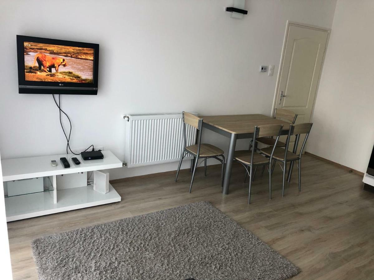Belle Casa 34 Apartment Debrecen Bagian luar foto
